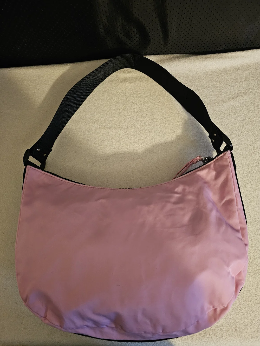 Lauren Ralph Lauren Pink Shoulder Bag with Black Strap and Buckle. - Picture 4 of 11